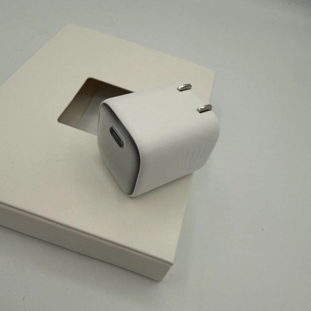 Anker 32W USB C Charger,‎ 2 Port Compact Charger